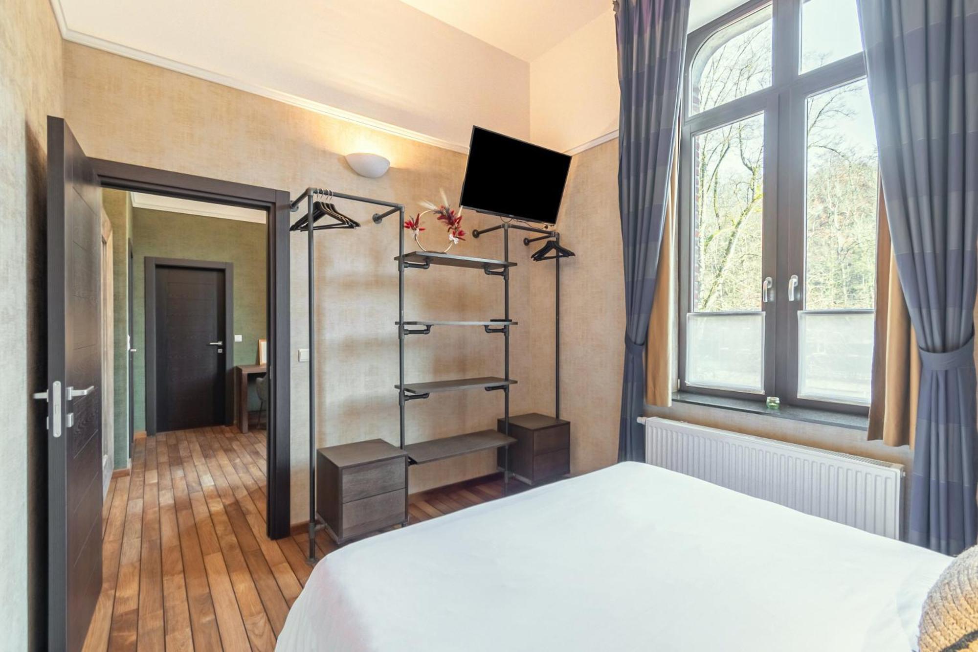 Hotel Des Comtes Durbuy Rum bild
