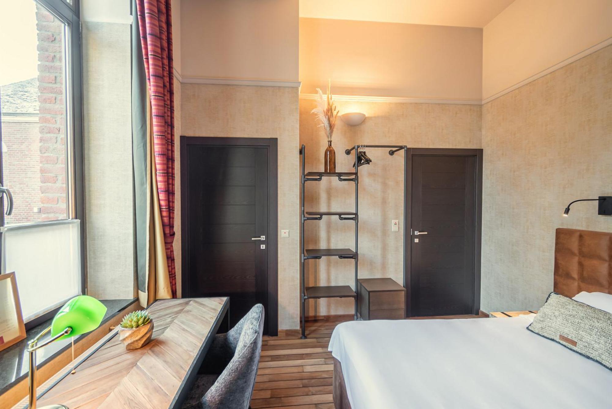 Hotel Des Comtes Durbuy Rum bild
